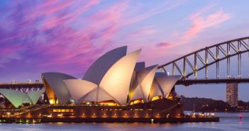 "Madame Butterfly von Puccini: Eine bezaubernde Oper in Sydney und zwei weitere faszinierende Kreuzfahrthäfen (Foto: AdobeStock - Richie Chan 412816969)